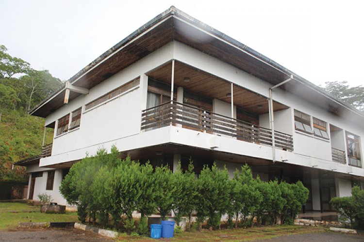 Shambalakale: Beautiful Home Nestled in Lush Mountainside of Zambia