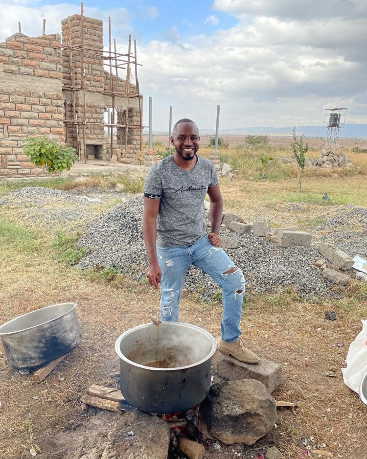 Governor Alfred Mutua Accused of Bombing Boniface Mwangi's House