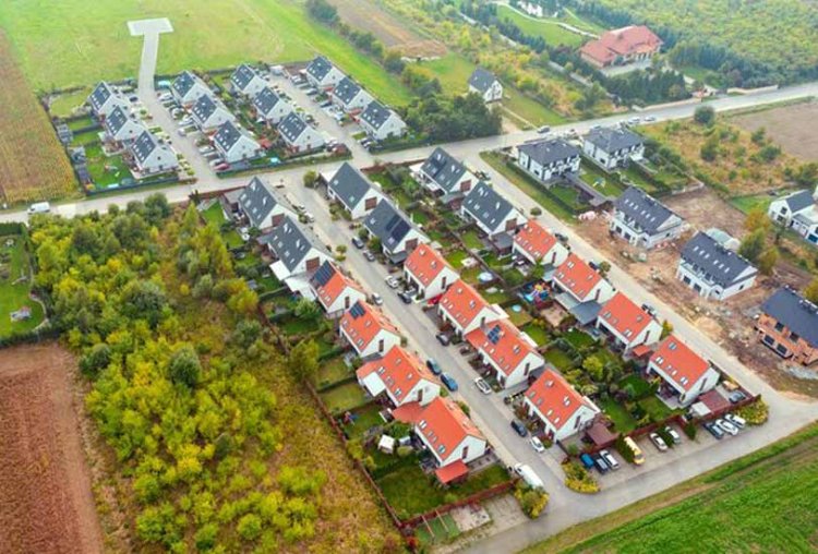 Soaring House Prices Squeeze Middle-Class Homebuyers in Kenya